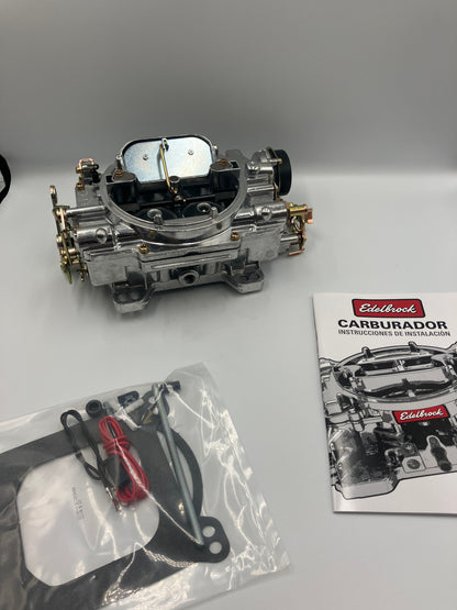 Edelbrock förgasare - 600 cfm. Elektrisk choke. Performer. Satin finish (1406)