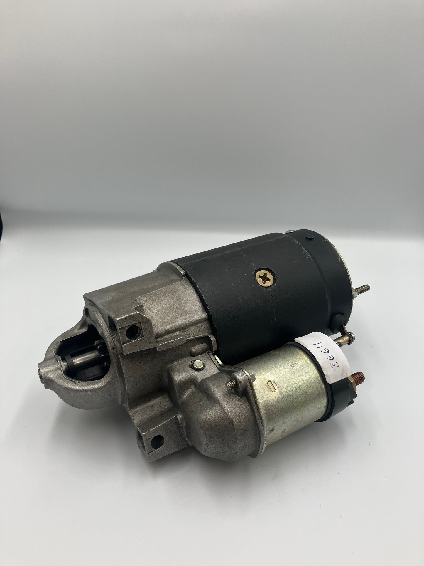 Startmotor Chevrolet Rakt bultmönster 12 Volt kraftigare och lite större än MID3664, CW, 9-Tooth Pinion (3664)