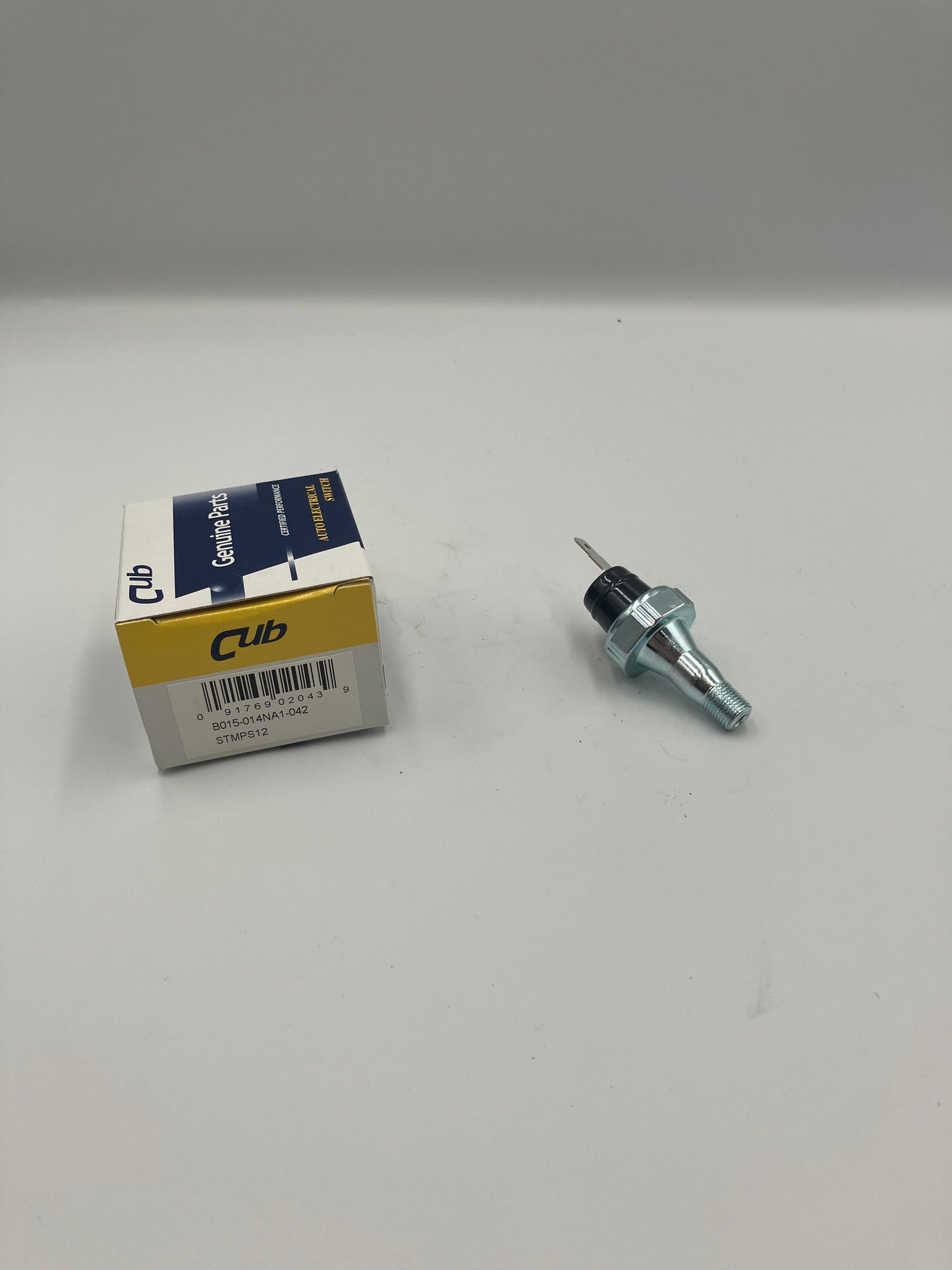 Oljetrycks givare 1/8" NPT - 10 mm gäng  Sluter vid 3-9 Psi (PS12)