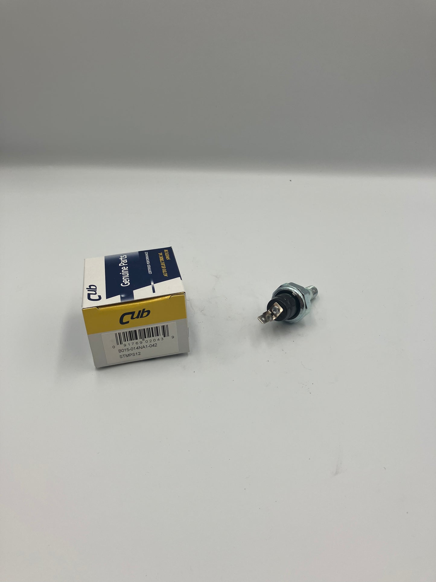 Oljetrycks givare 1/8" NPT - 10 mm gäng  Sluter vid 3-9 Psi (PS12)