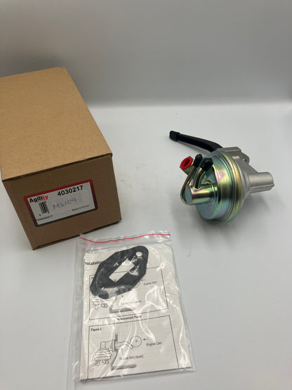 Bränslepump Mekanisk Chevrolet small block V8 1971-86. 3 uttag. (M6109)