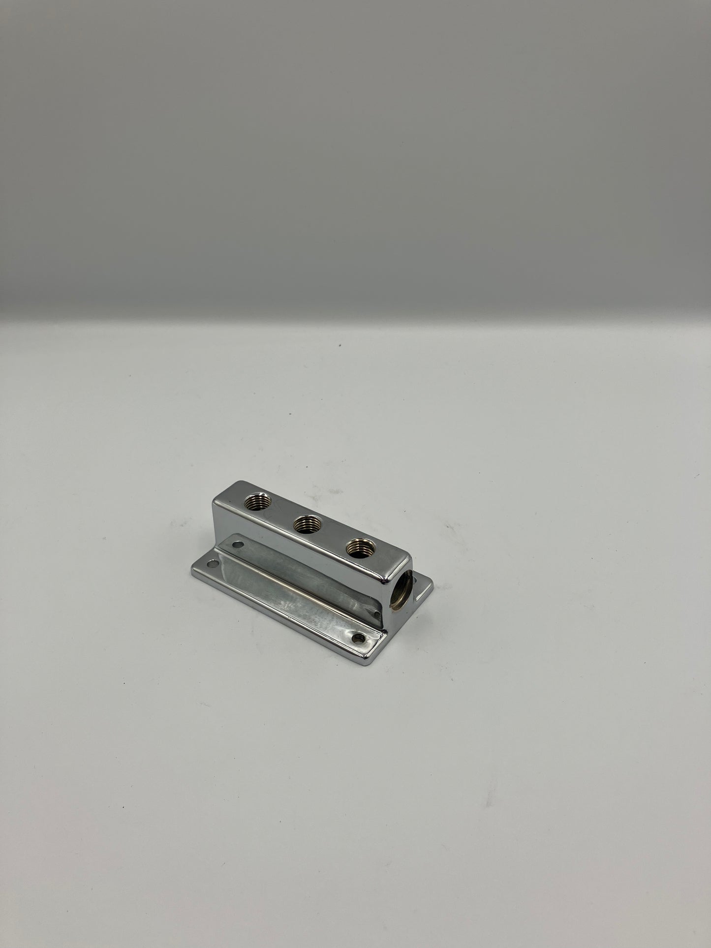 Bränsleblock- Chrome- 3 Uttag (61511)